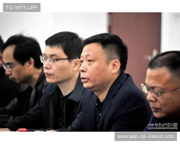 国际拳击裁判在培训中采用跨国观摩、案例复盘与医学协同演练模式 国际拳击裁判在培训中采用跨国观摩、案例复盘与医学协同演练模式